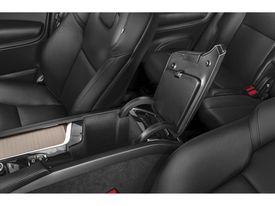 2024 Volvo XC90 Ultimate Bright Theme