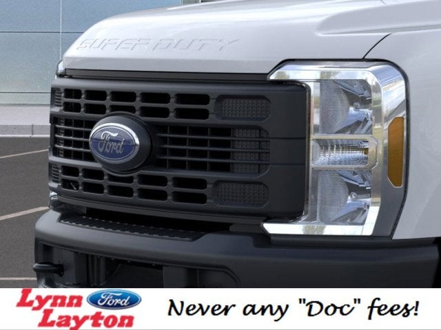 2026 Ford Super Duty F-350 DRW XL