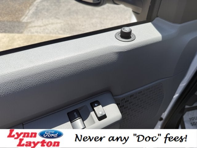 2026 Ford E-Series Cutaway E-350 SRW