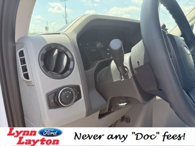 2026 Ford E-Series Cutaway E-350 SRW