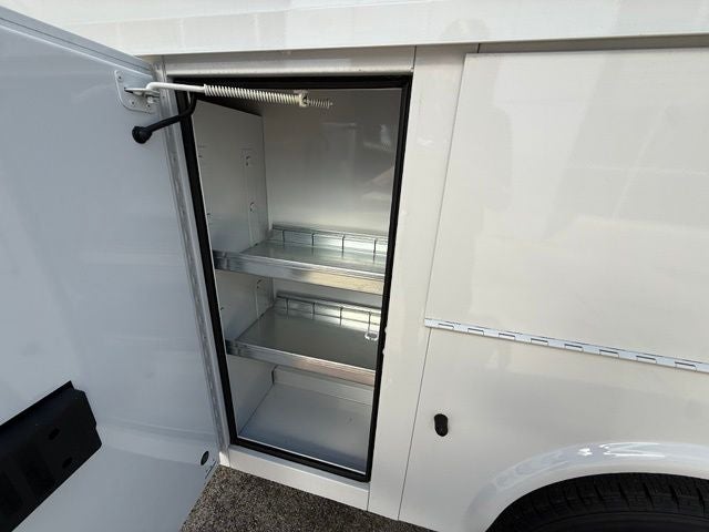 2026 Ford E-350SD Base Cutaway