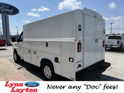 2026 Ford E-Series Cutaway E-350 SRW