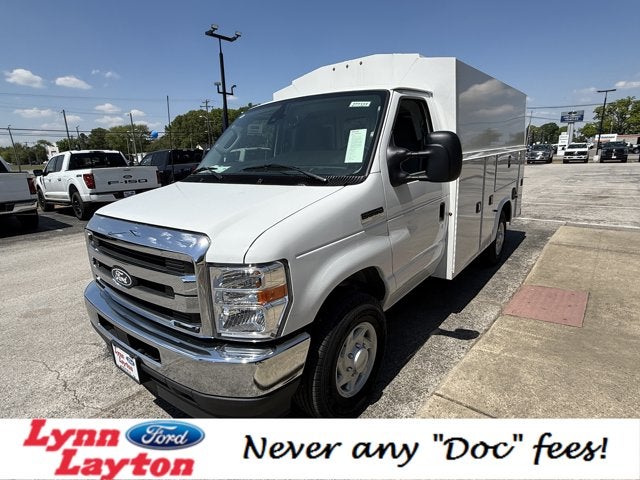2026 Ford E-Series Cutaway E-350 SRW
