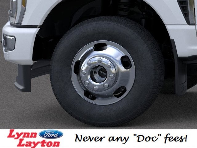 2026 Ford Super Duty F-350 DRW Platinum