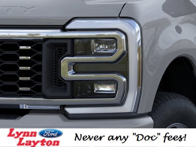 2026 Ford Super Duty F-350 DRW Platinum