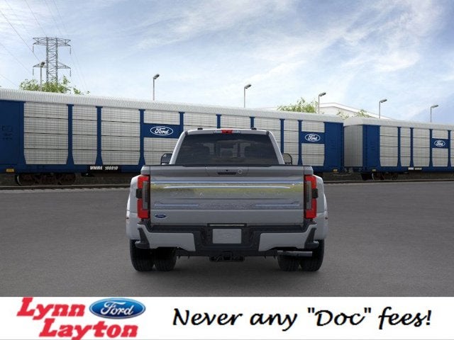 2026 Ford Super Duty F-350 DRW Platinum