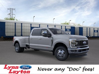 2026 Ford Super Duty F-350 DRW LARIAT