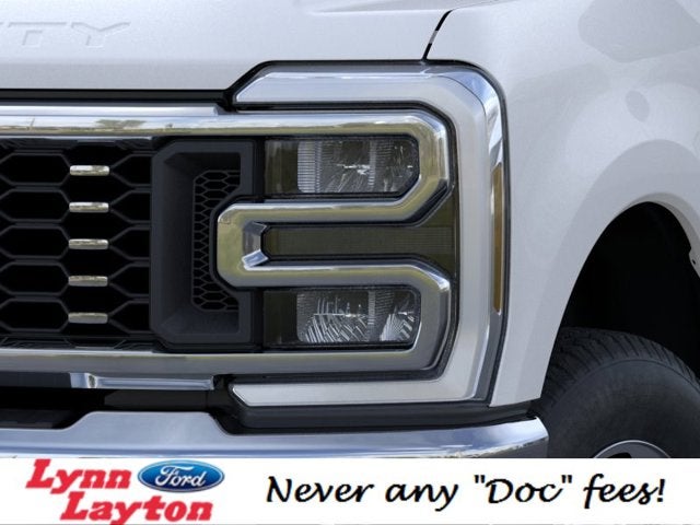 2026 Ford Super Duty F-350 DRW LARIAT