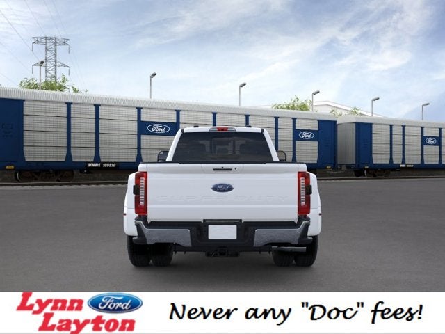 2026 Ford Super Duty F-350 DRW LARIAT