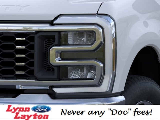 2026 Ford Super Duty F-350 DRW LARIAT