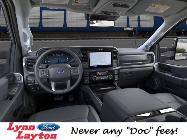 2026 Ford Super Duty F-350 DRW LARIAT