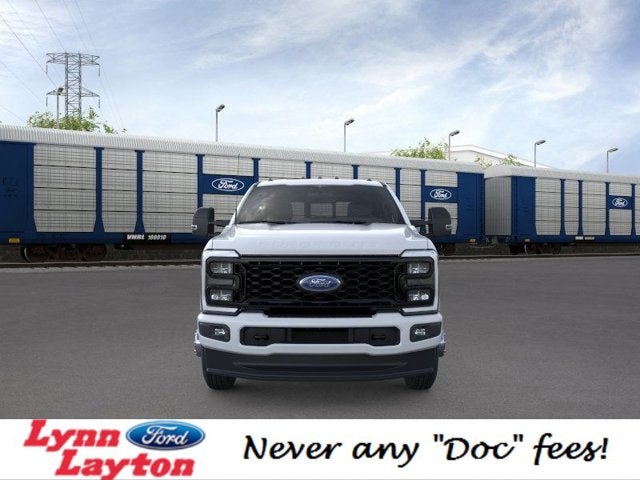 2026 Ford Super Duty F-350 DRW XL