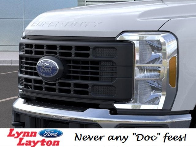 2026 Ford Super Duty F-350 DRW XL