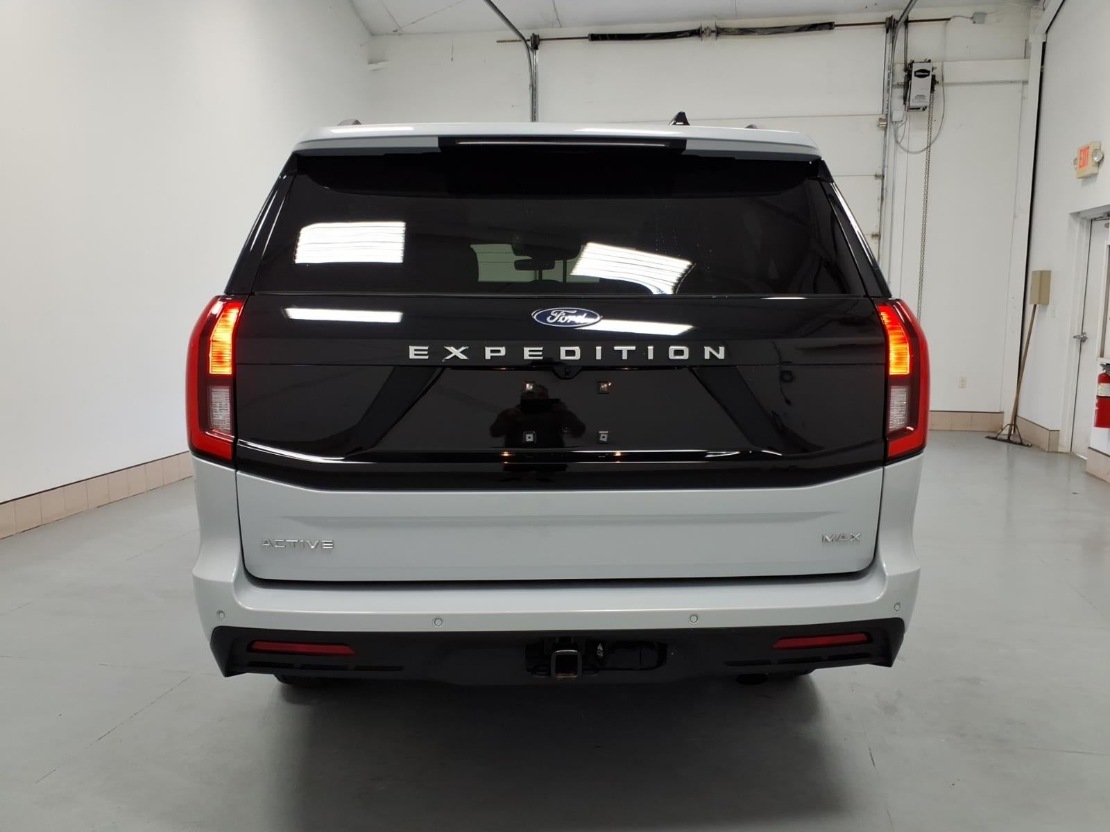 2025 Ford Expedition Max Active