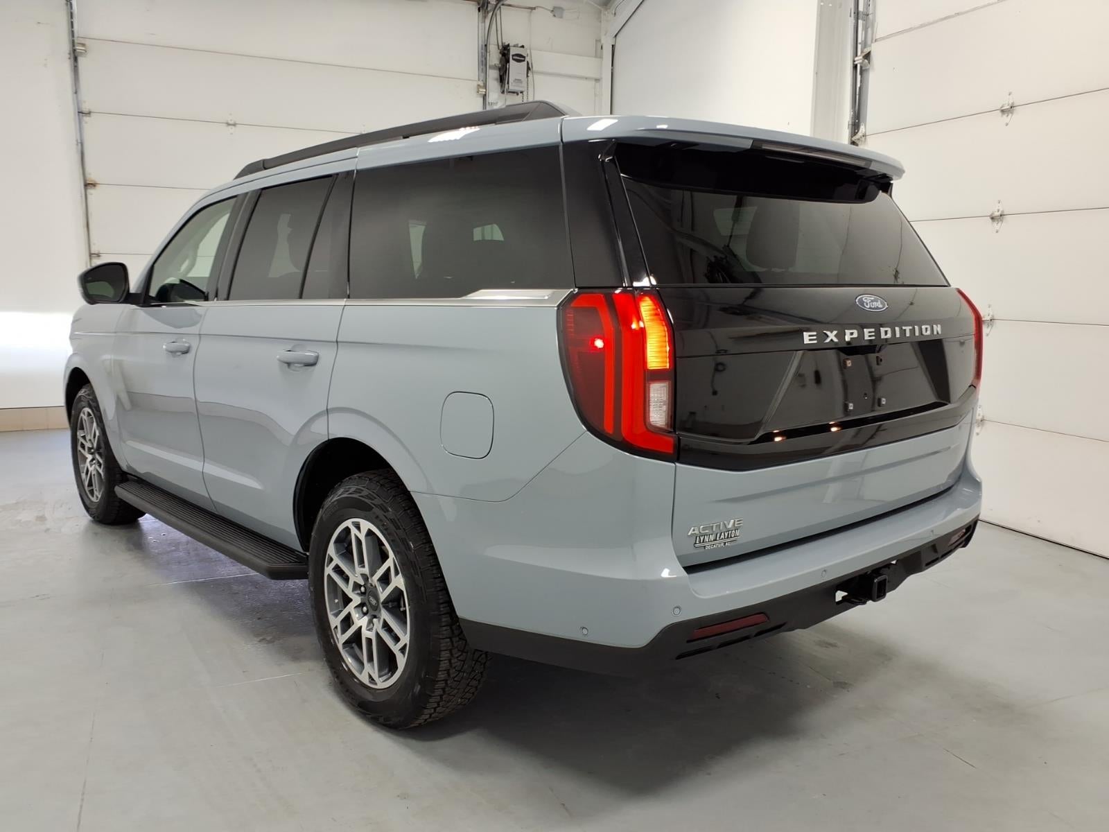 2025 Ford Expedition Active