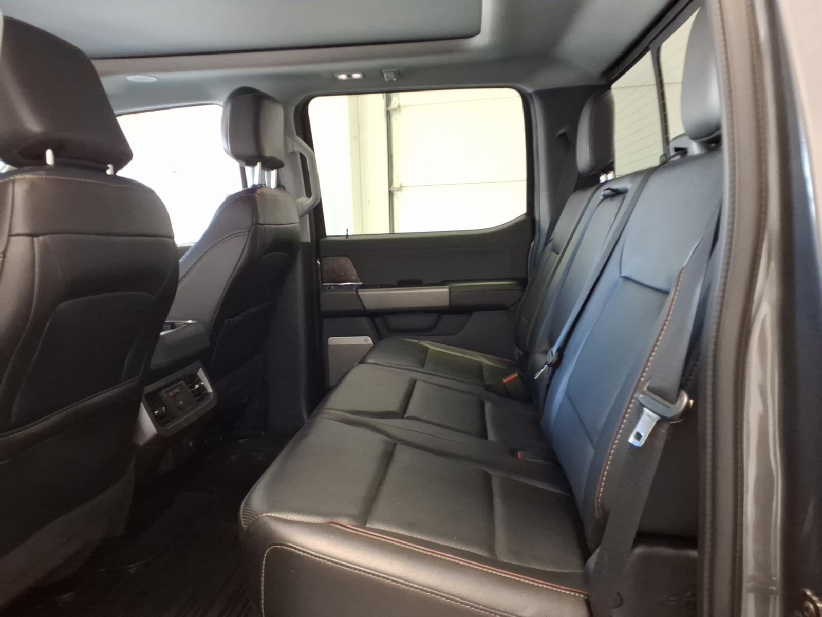 2023 Ford F-350SD Lariat