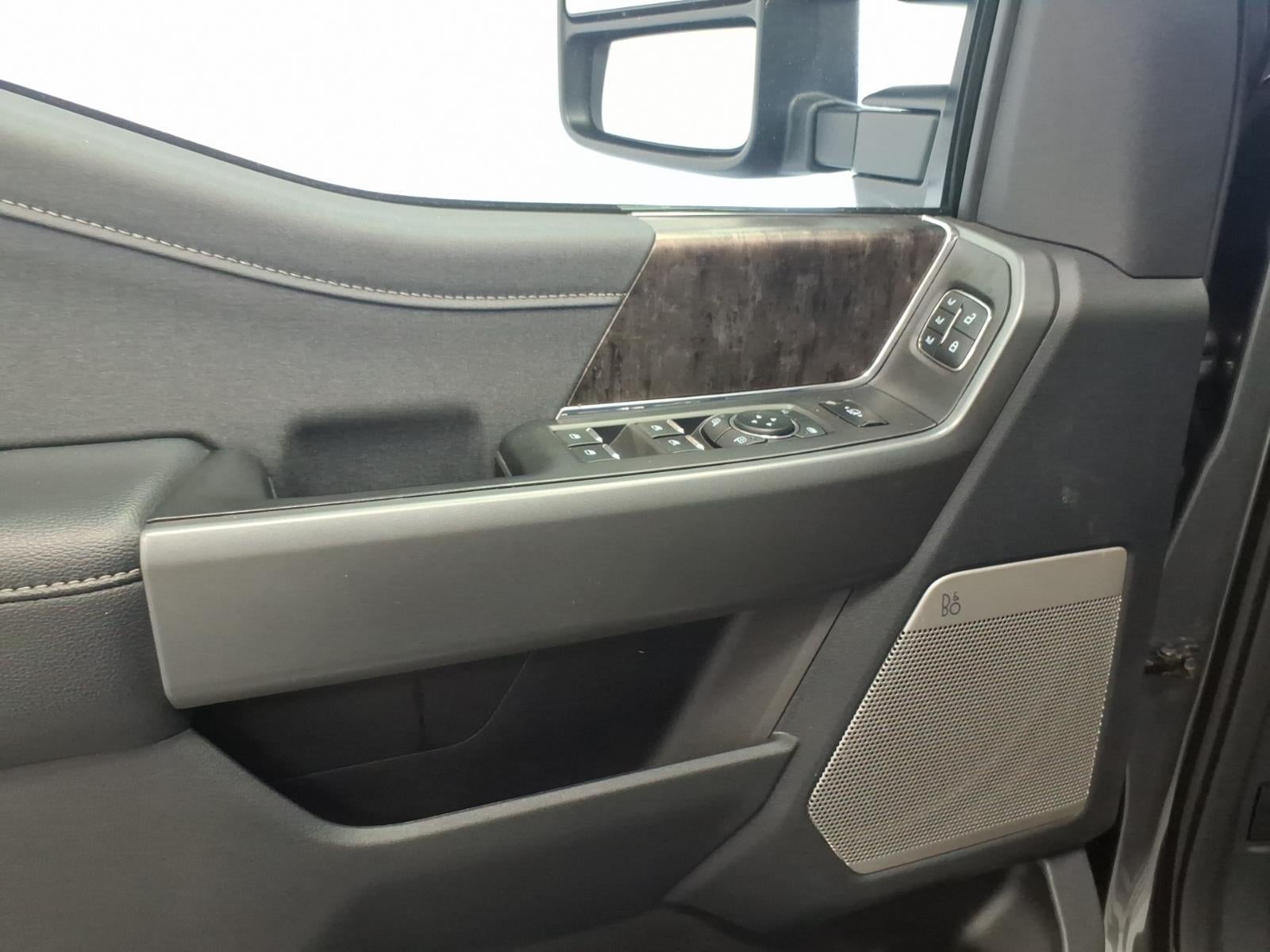 2026 Ford F-350SD Lariat DRW