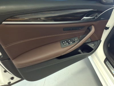 2022 BMW 5 Series M550i xDrive