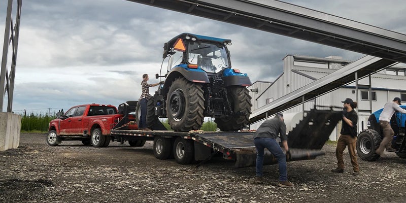 2025 Ford Super Duty F-550 DRW